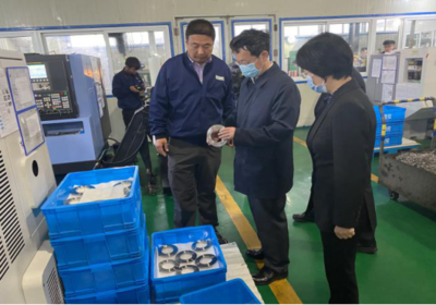張立林副省長蒞臨營口遼河開發區希泰精密焊接科技調研、指導工作